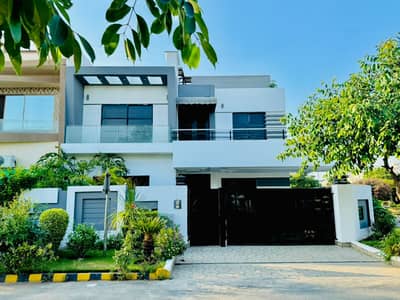 10 MARLA NEW BRAND DOUBLE STORY HOUSE AVAILABLE FOR SALE, IN CITI HOUSING GUJRANWALA ON PRIME LOCATION.