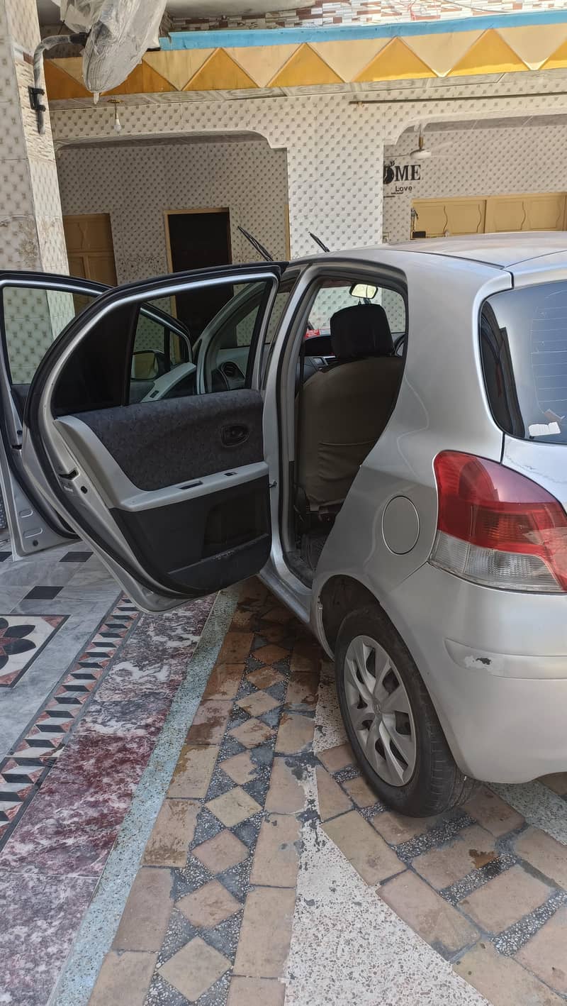 vitz model 2010/2014 3