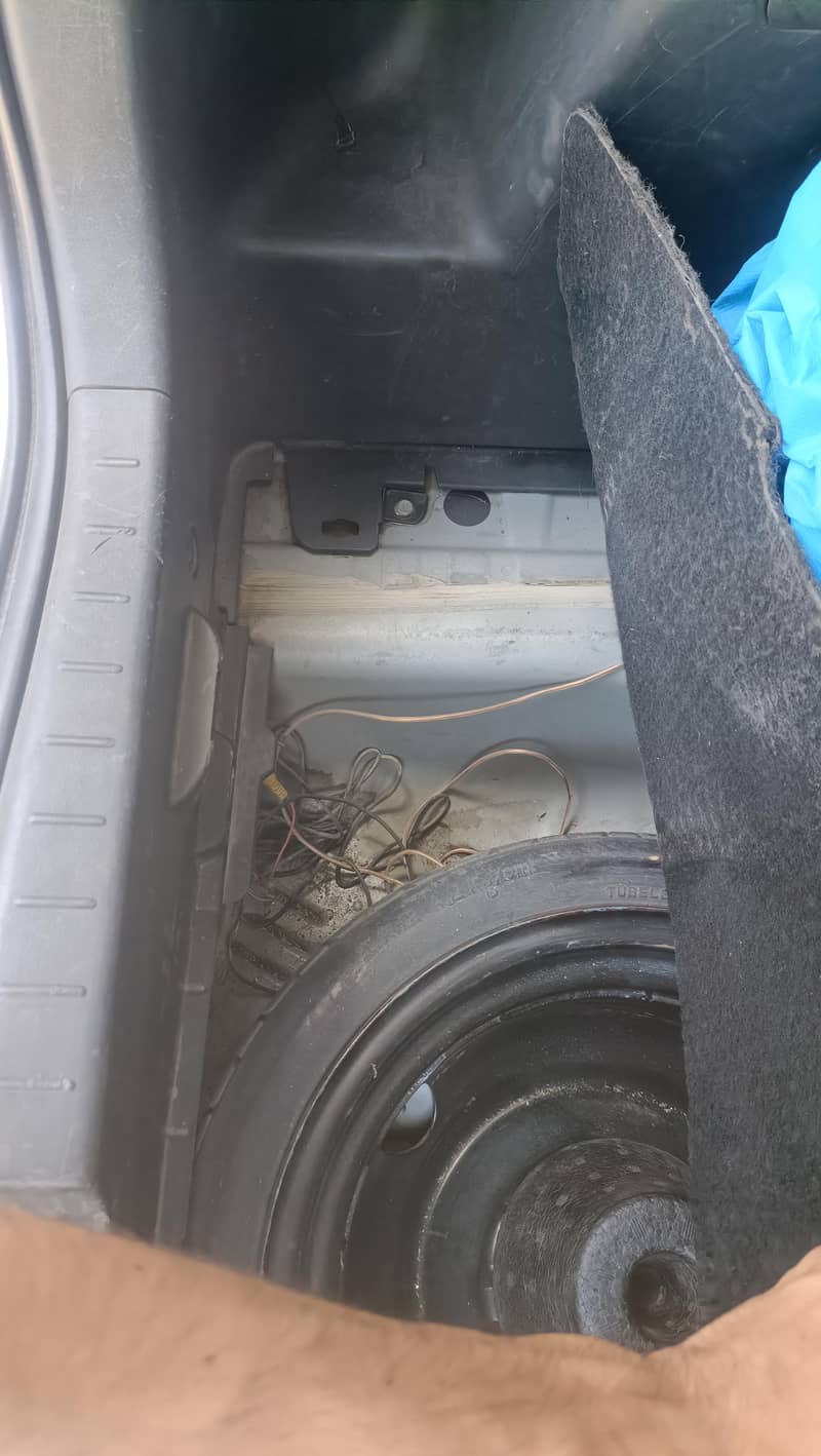 vitz model 2010/2014 16
