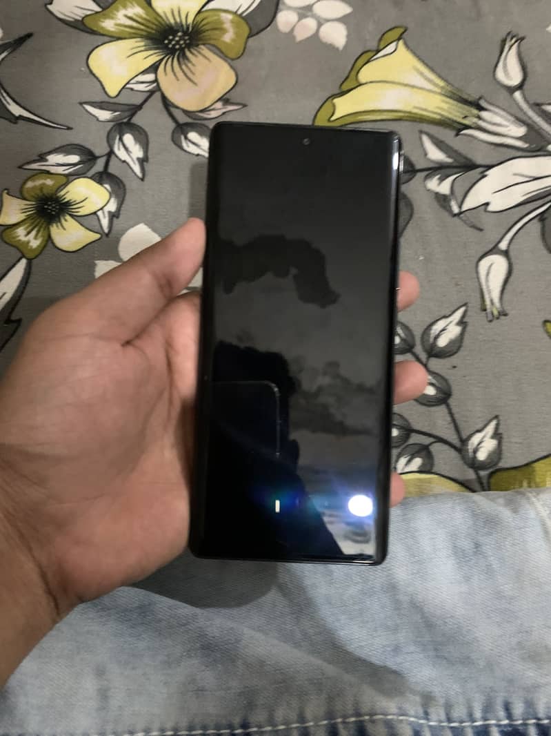Tecno Camon 30s 3