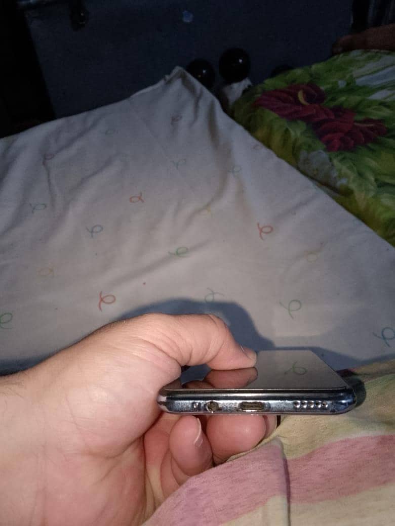 Infinix Note 8 4