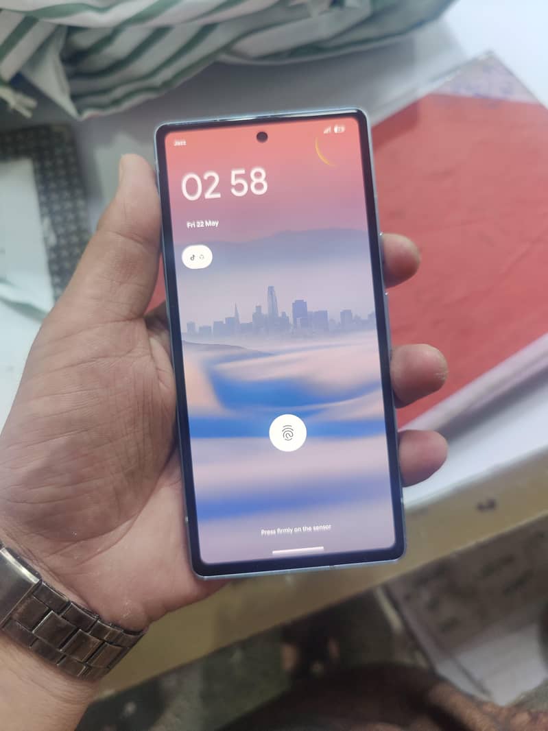 Google pixel 7a 6