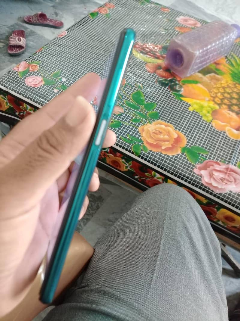 Redmi Note 9s 1