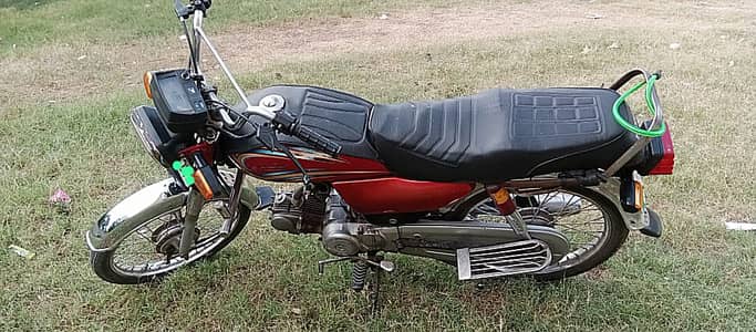 Yamaha Dhoom YD-70 2011