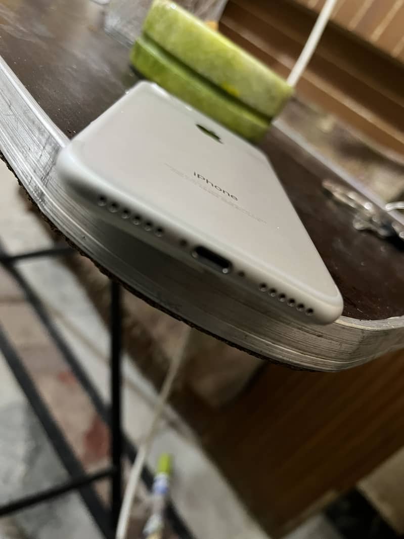 Iphone7 4