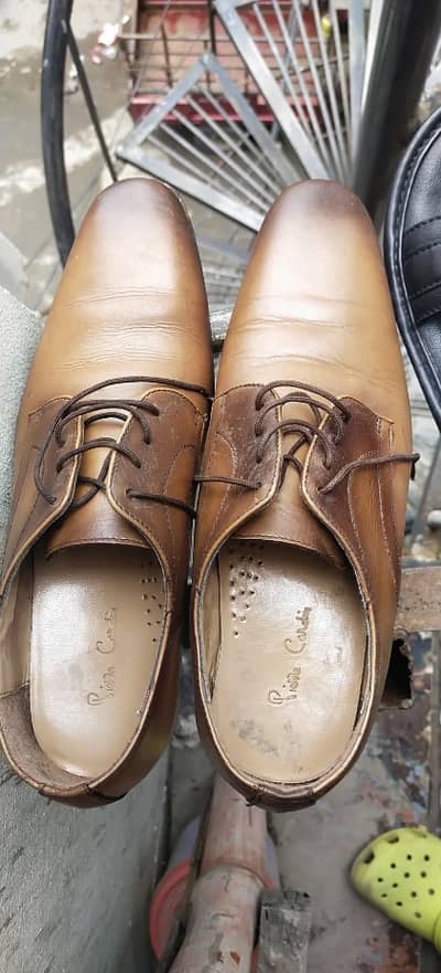 Pierre Cardin formal shoes size (40) 6 mens