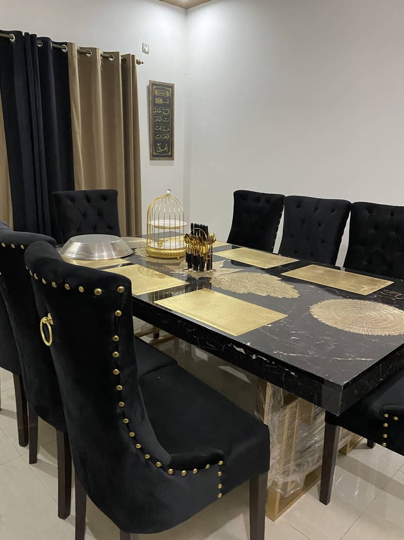 Dining table 8 seater 4