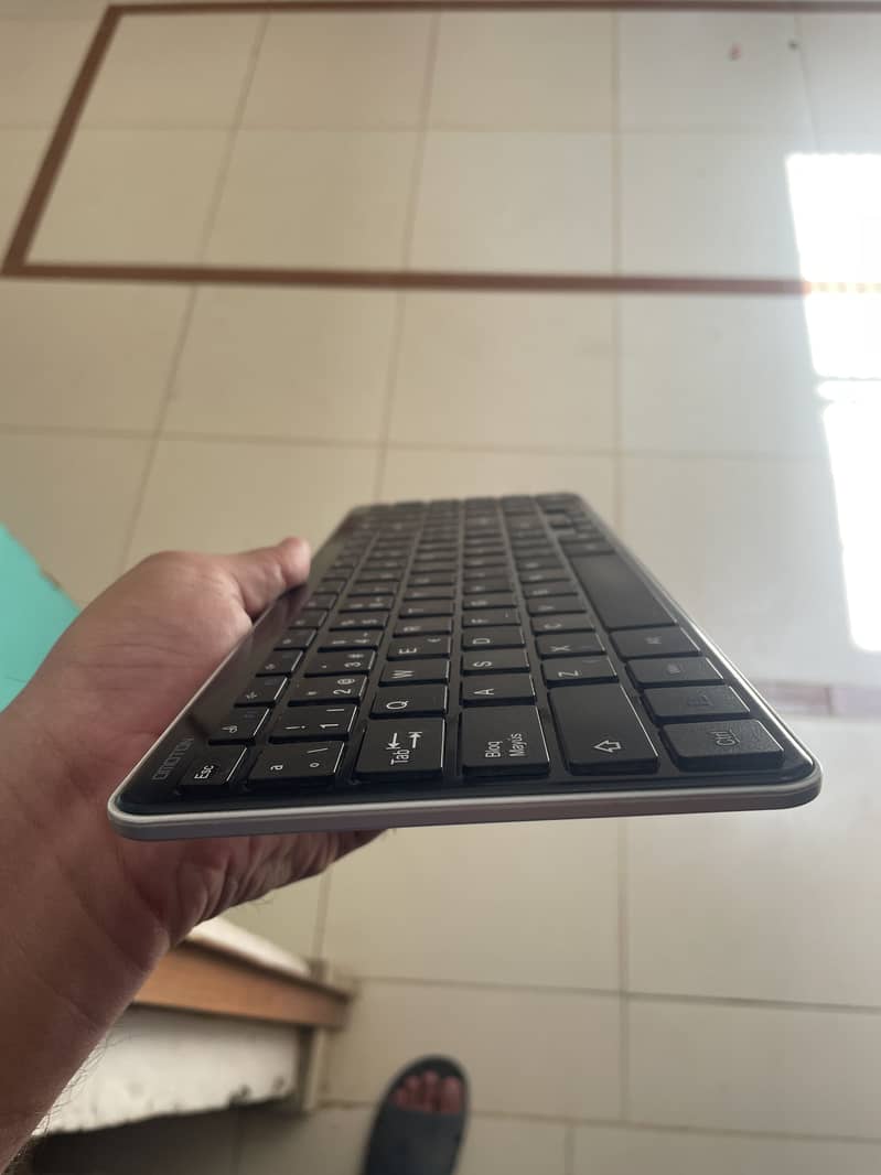 Wireless Keyboard 1