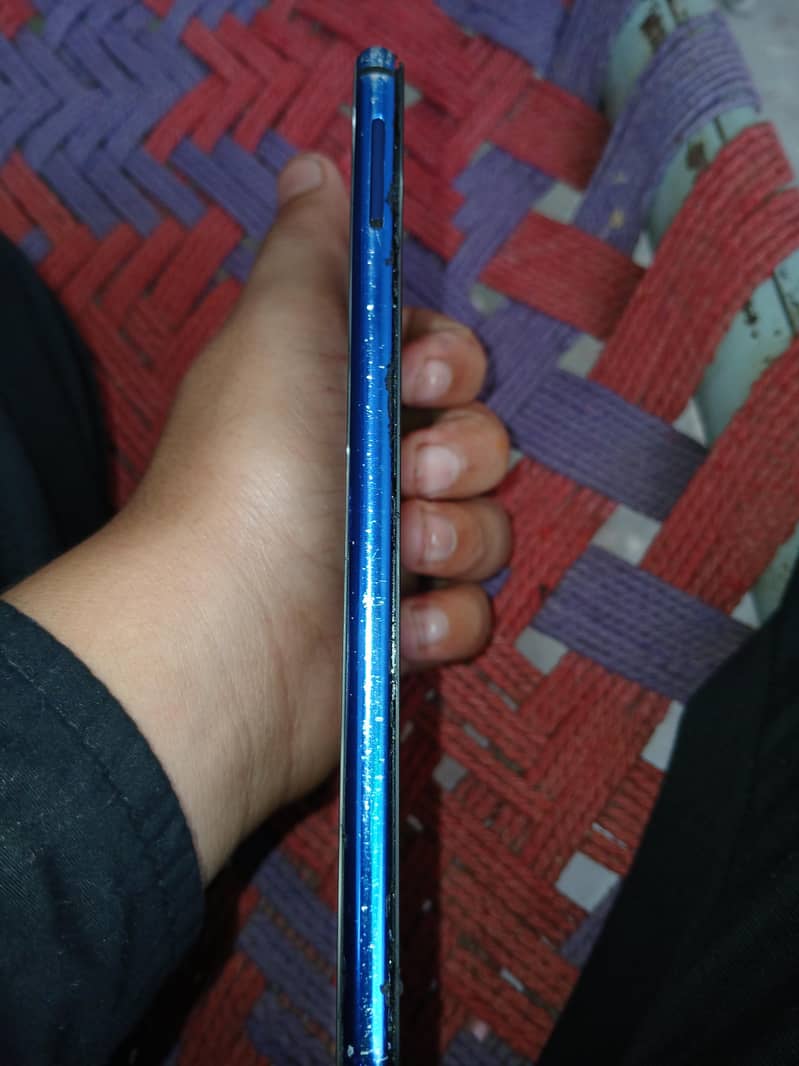 128GB 3