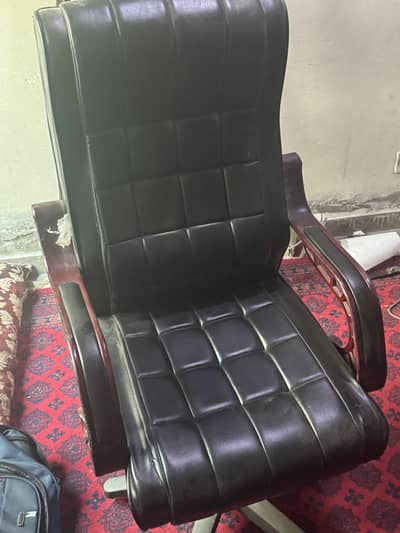 Best condition chair and table for sale