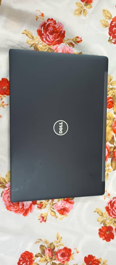 Dell i7 6th gen 7280 8gb 256gb
