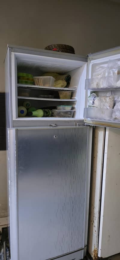 silver colour immaculate fridge