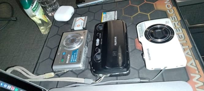 INSTANT CAMERA AVAILABLE Best for Travelling!
