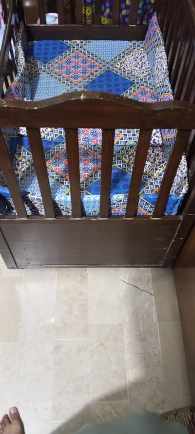 BABY COT GOOD CONDITION