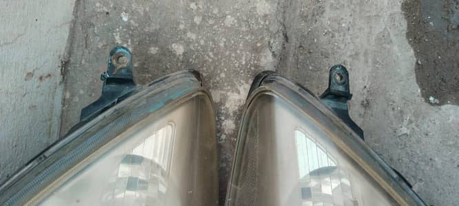 Toyota Vitz 2009 headlight sets