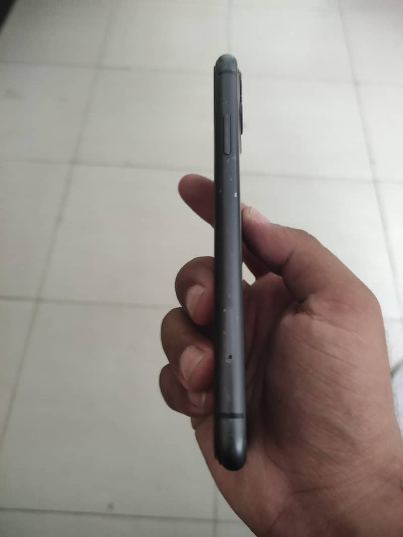 Apple iPhone 11 5