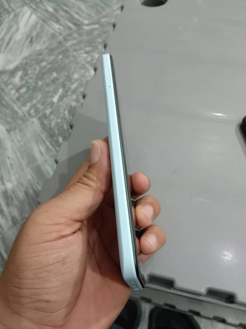 Redmi A2+ 3/64 6