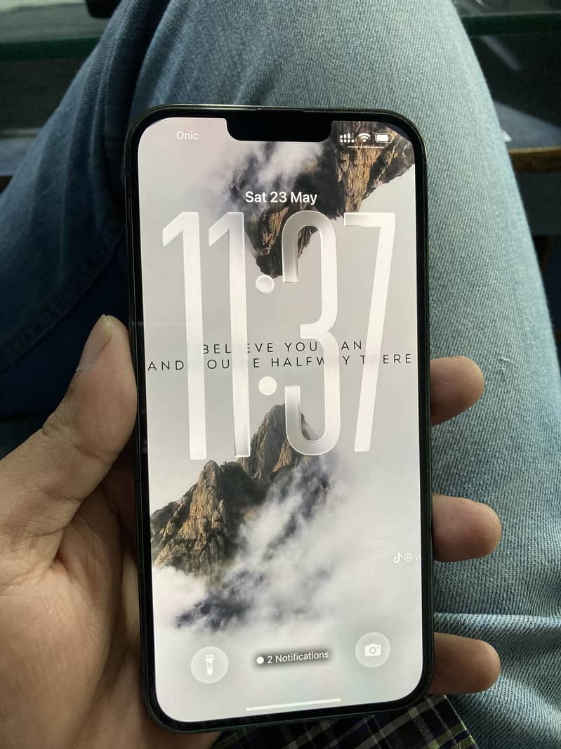 iPhone 13 pro max 0