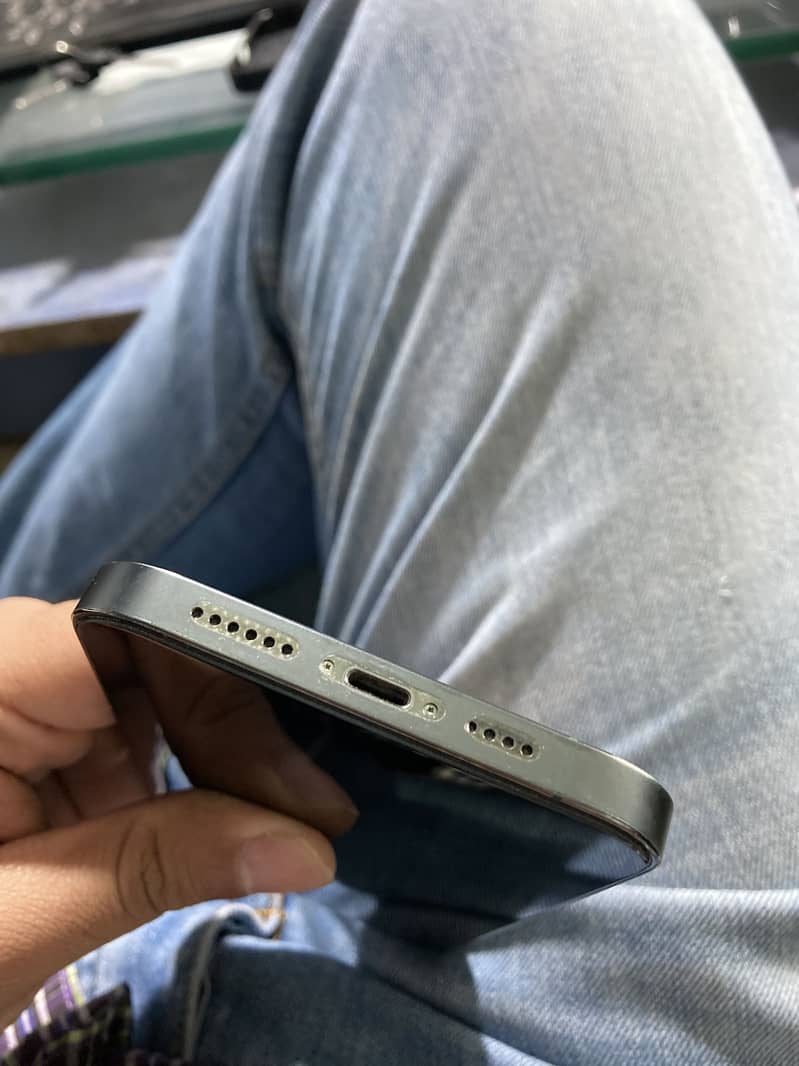 iPhone 13 pro max 7