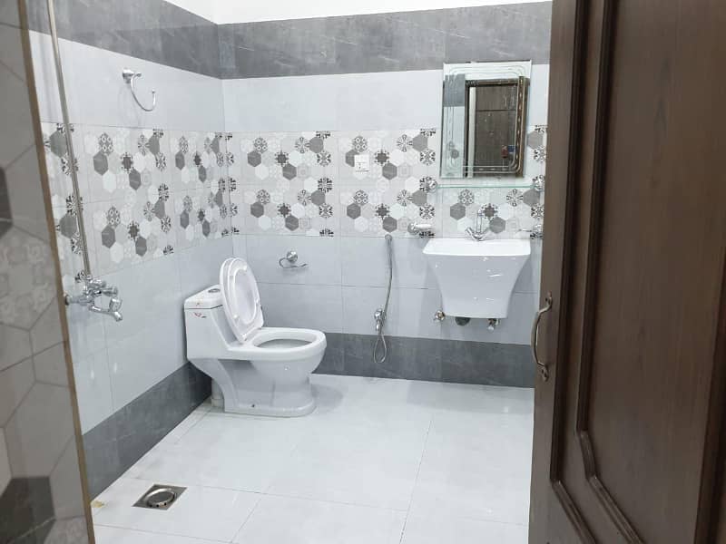 Ground portion for rent 3