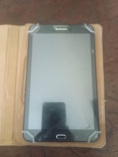 Samsung GALAXY TAB E -good for childrens pub g supported