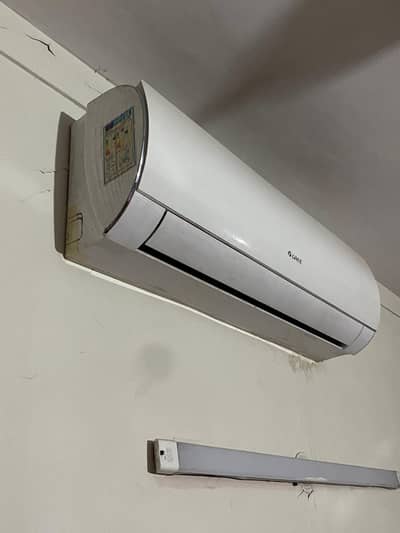 Gree 1.5 ton  Dc invertor ac for sale