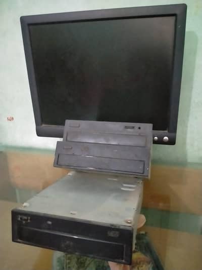 Dell latitude 5480 laptop wifi router LCD14,in  speaker DVD COMBO Rom