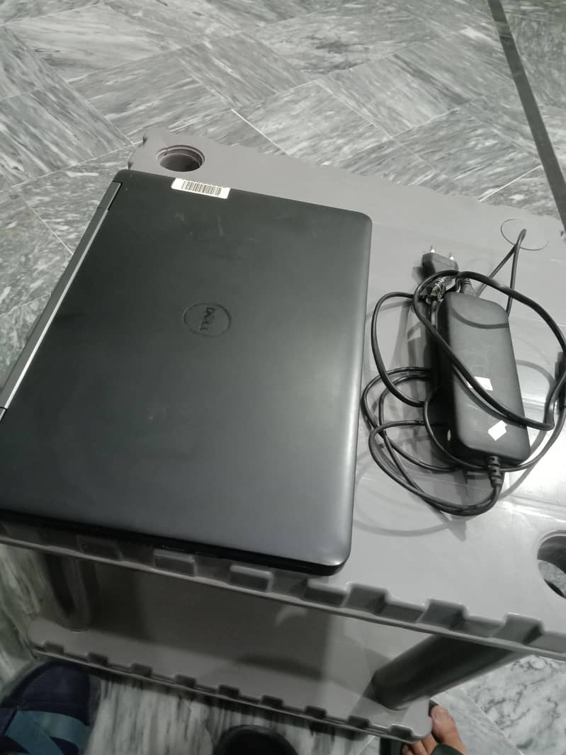 Dell Latitude E5440 1