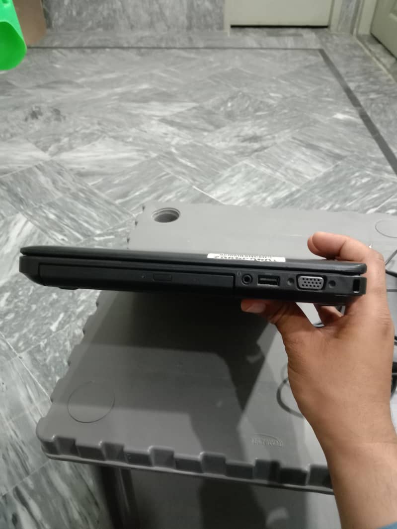 Dell Latitude E5440 2