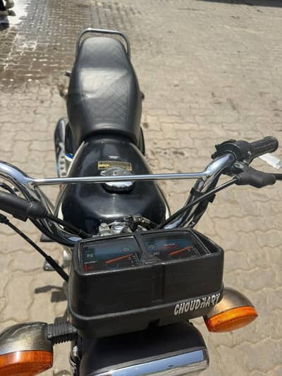 Honda 125 Black 2025 Model