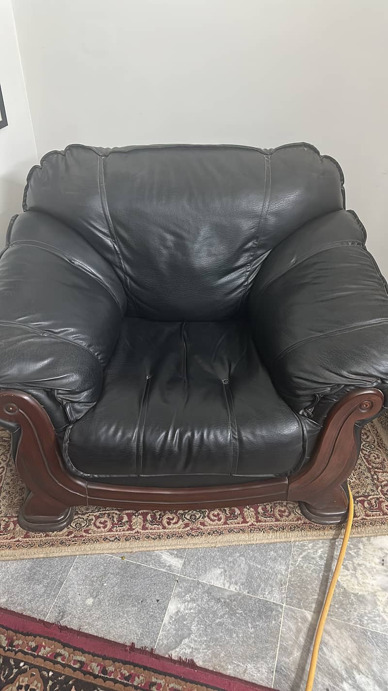 Sofa set and Setti 2