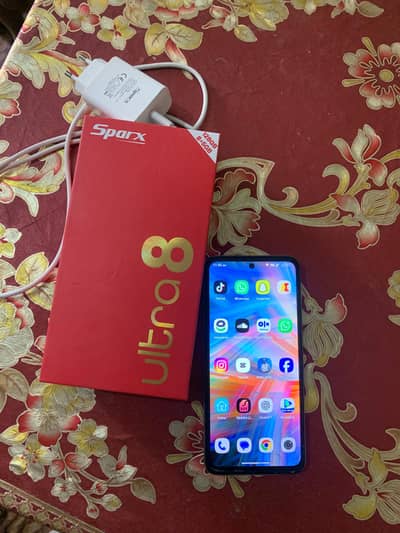 Spark ultra 8 full box