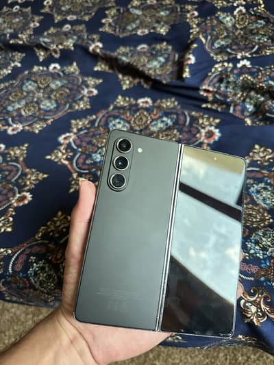 Samsung z fold 5