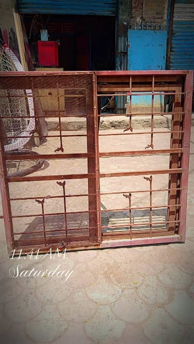 16 gage size . . 4×4  window 
