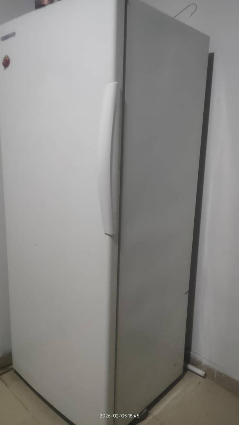 upright freezer 0