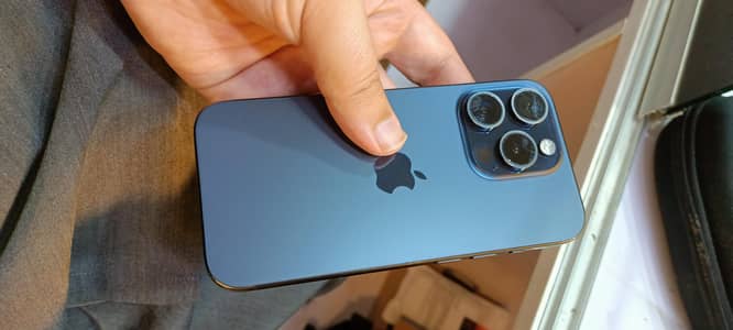 i phone 15pro 128GB