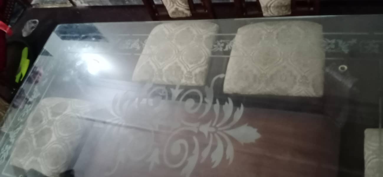 6 سیٹر ڈائننگ ٹیبل سیٹ مع موٹے شیشے کے  13