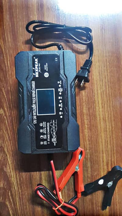 Nexpeak 7-Stage intelligent Battery charger 12v-24v