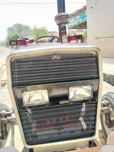 Massy Ferguson Millat Tractor