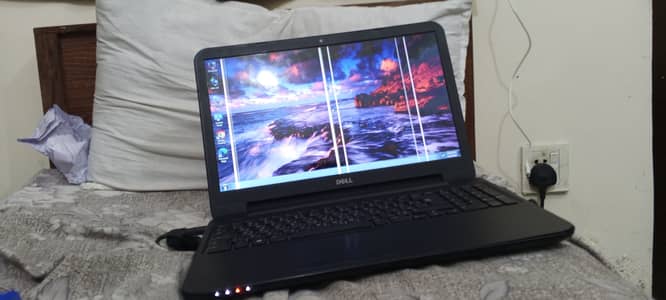 Dell inspiron 3527 (03-11-891-8951)