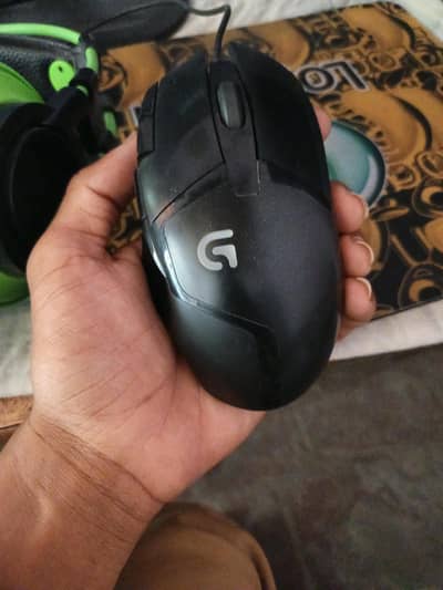 Logitech G402 With Gaming headphones