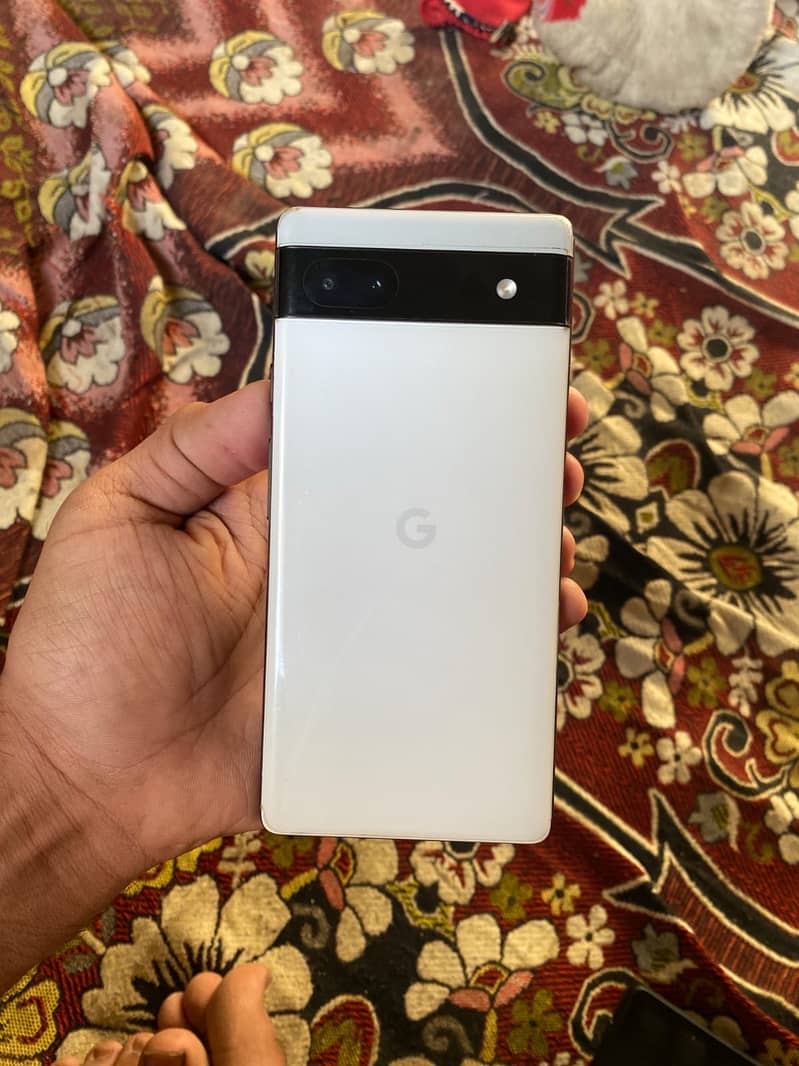 Google Pixel 6a 1