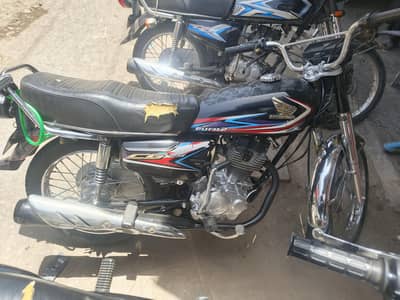 Honda CG 125 Model 2019 - Excellent Condition