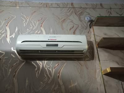 super national Ac mr chill  never opened or repair