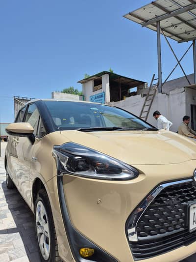 Toyota Sienta 2019