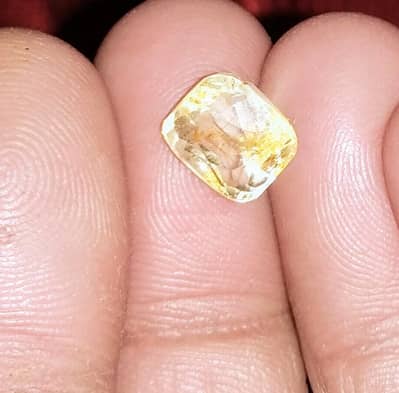 yellow topaz ( pukhraj) fine quality . . . . 03140213483