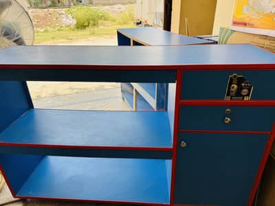 Good condition counter for sale
