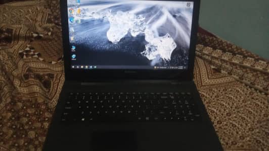 laptop  for sale in good condition and working 