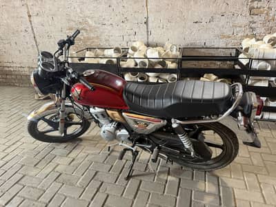 Honda cg 150 red colour