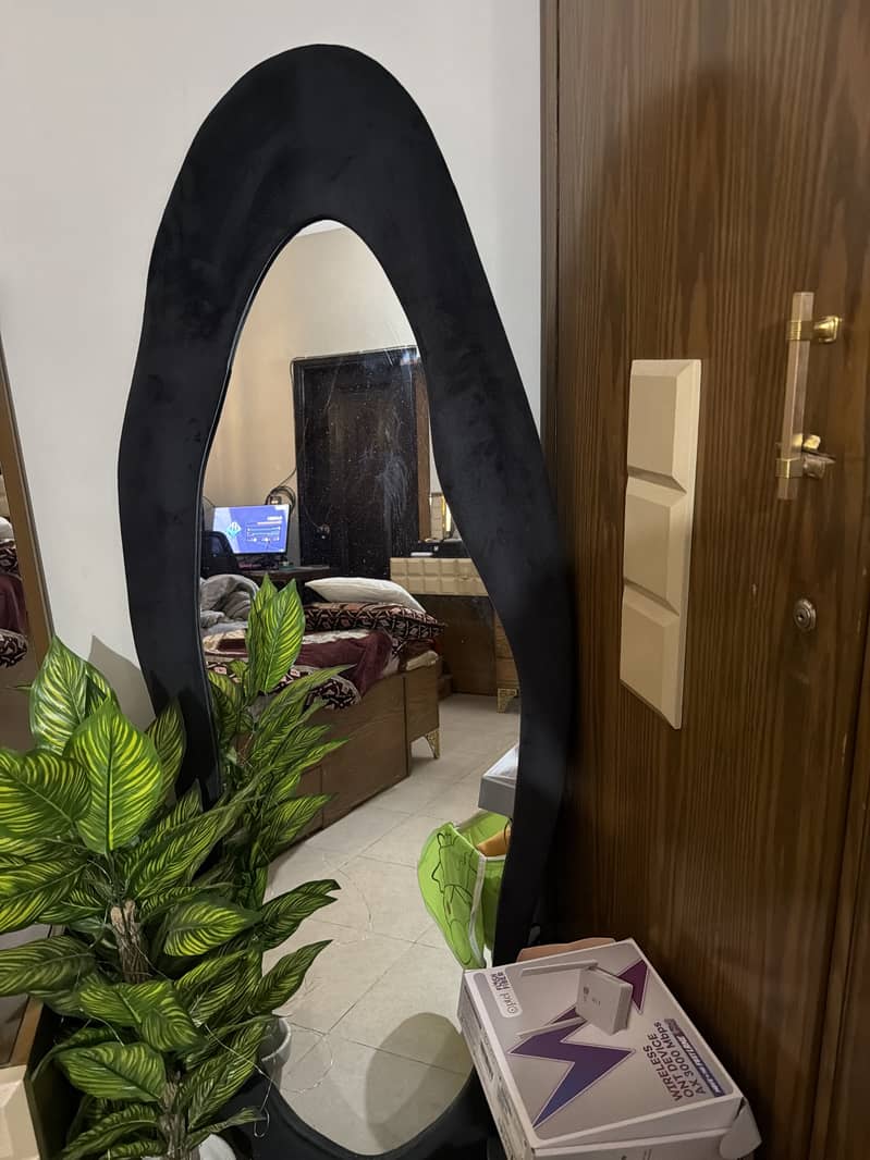 Standing mirror 0